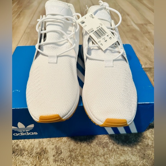 Men's Adidas Sneakers - Picture 2 of 5